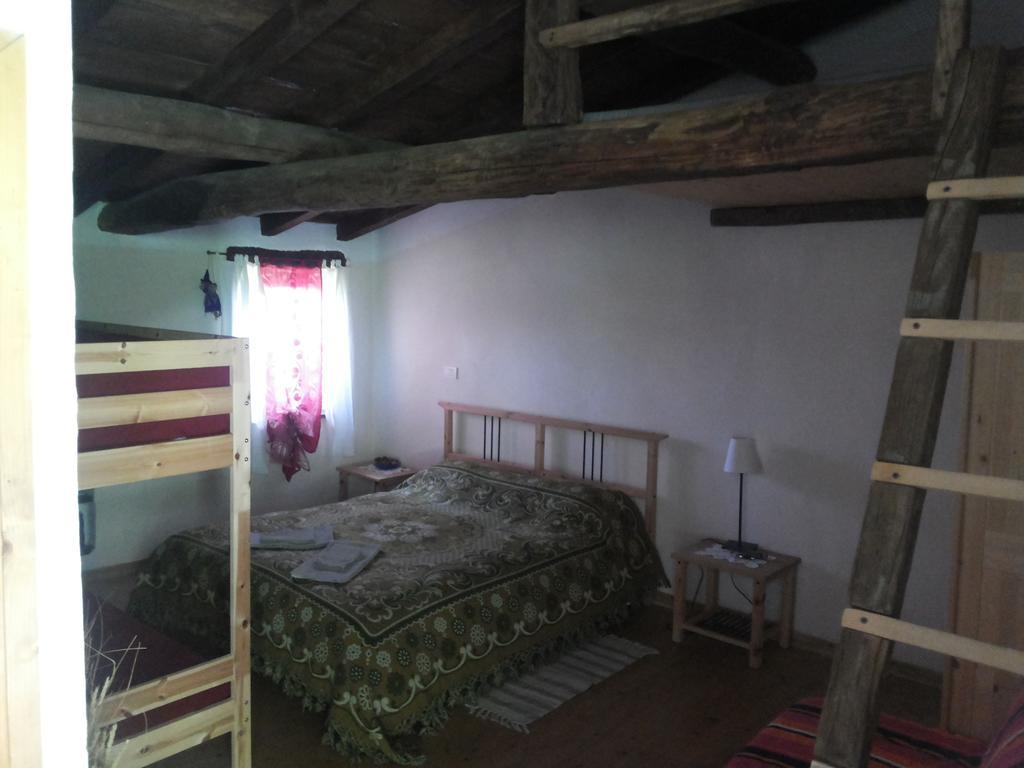 Готель Agriturismo La Fontana Dell'Olmo Molini di Triora Екстер'єр фото